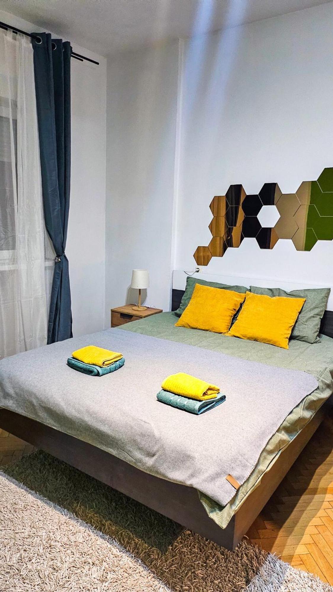 Apartament Downtown National Theatre, Square Bucureşti